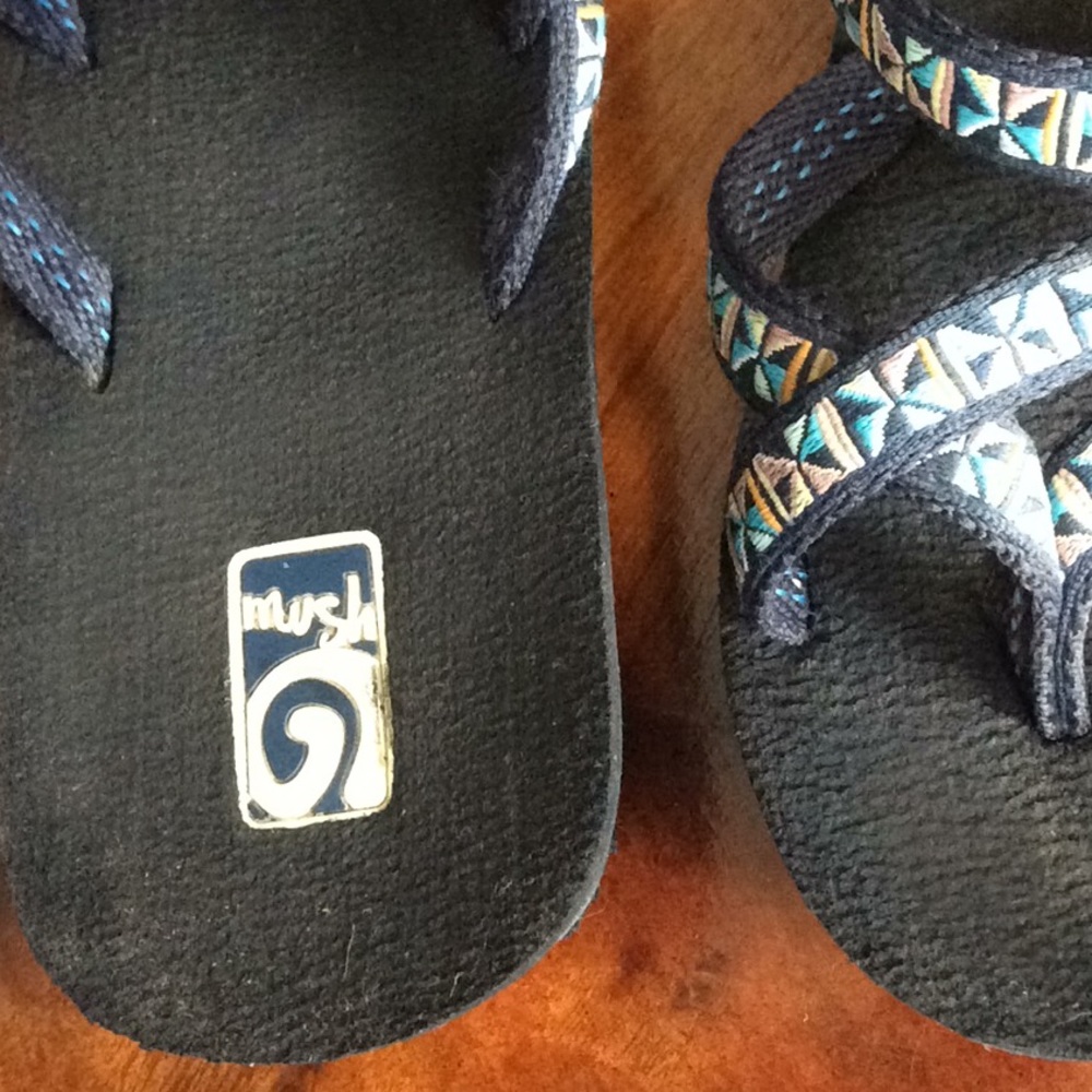 Slide Sandals - Picture 2 of 6